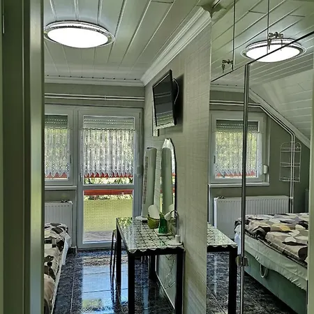 Balaton Apartmanhaz * Siófok