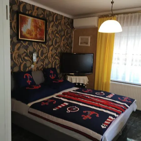 Balaton Apartmanhaz * Siofok