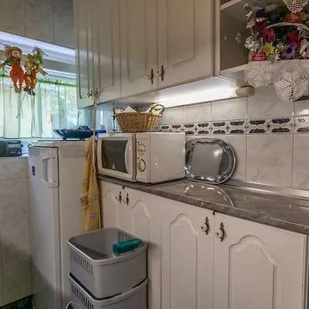 Balaton Apartmanhaz *